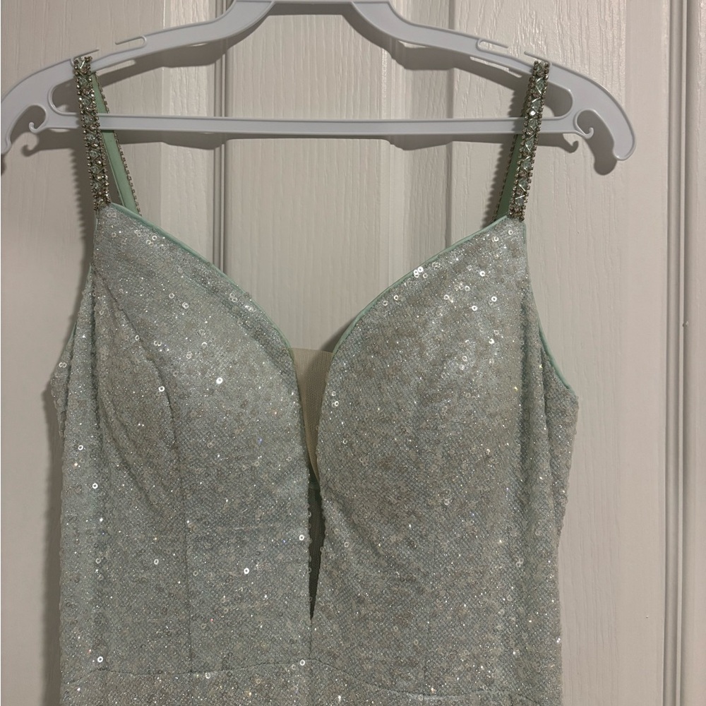 Prom Dress - Picture 4 of 4